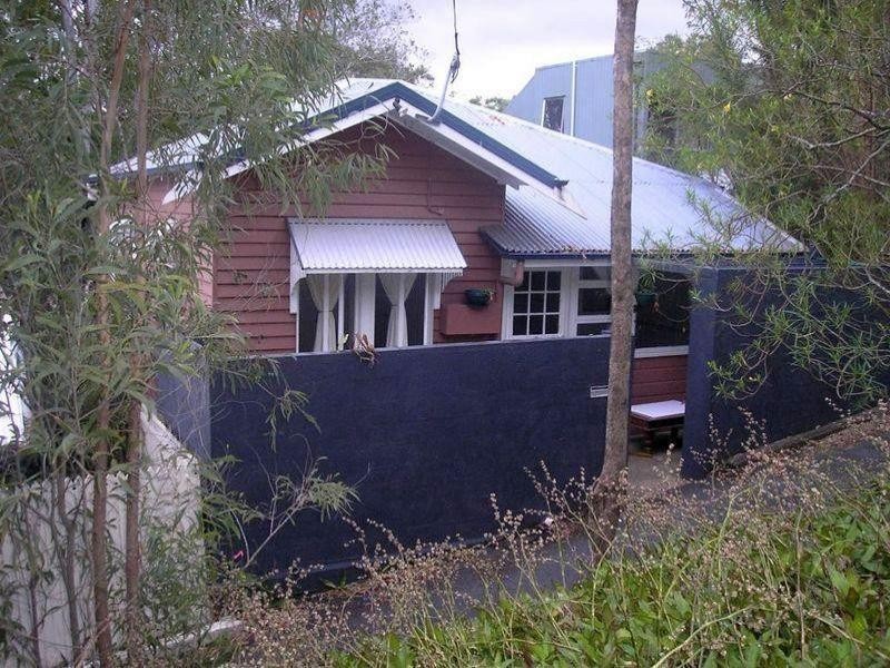 43 Fewings Street, Toowong QLD 4066