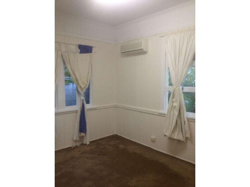43 Fewings Street, Toowong QLD 4066