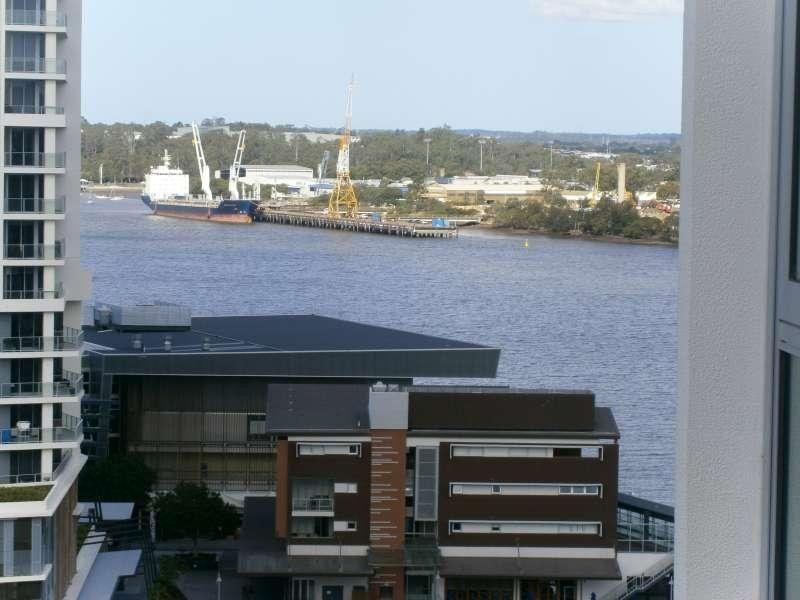 11306/8 Harbour Road, Hamilton QLD 4007