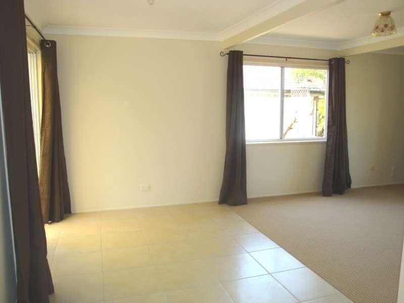 4 Aquamarine Street, Springfield QLD 4300