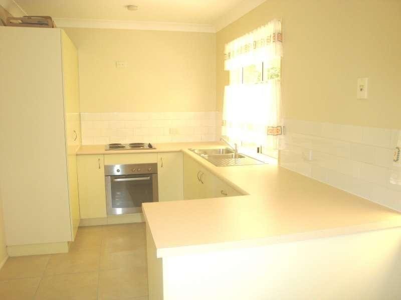 4 Aquamarine Street, Springfield QLD 4300