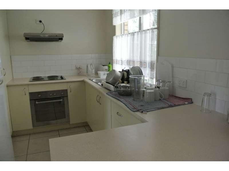 4 Aquamarine Street, Springfield QLD 4300