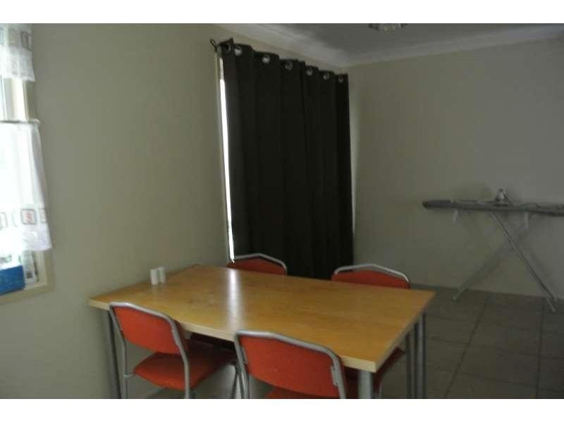 4 Aquamarine Street, Springfield QLD 4300
