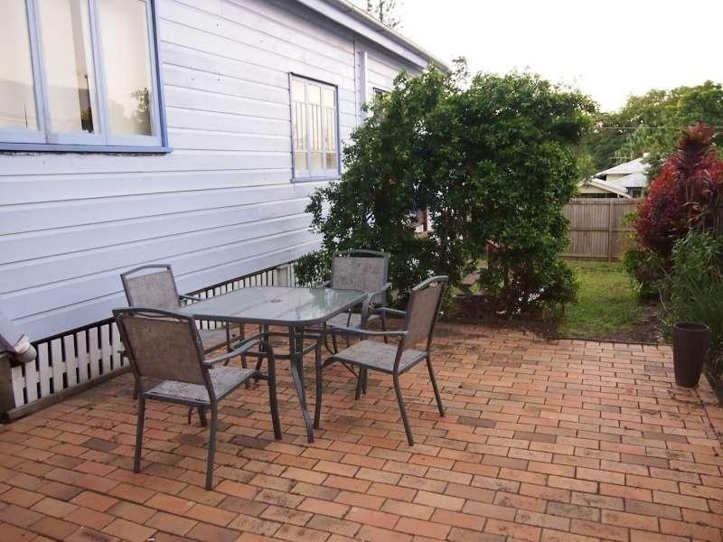 90 Sylvan Road, Toowong QLD 4066