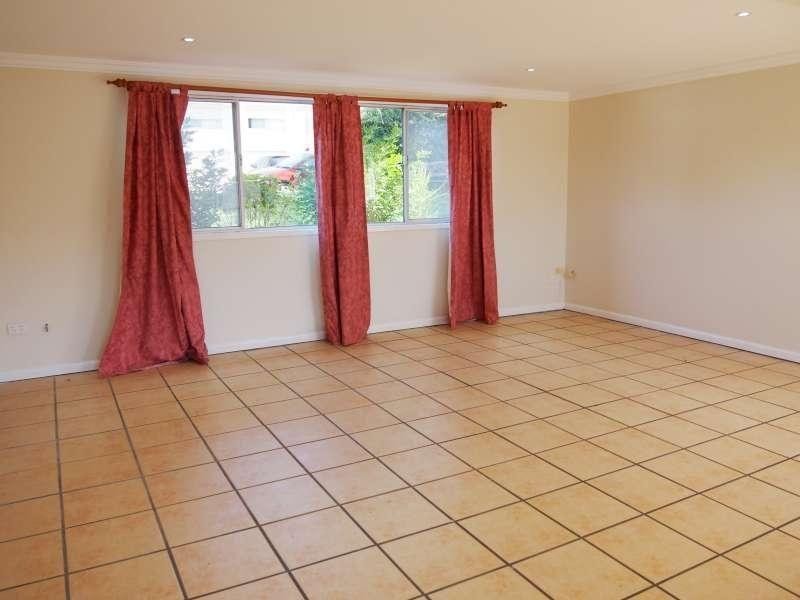 11 Rosanne Street, Aspley QLD 4034