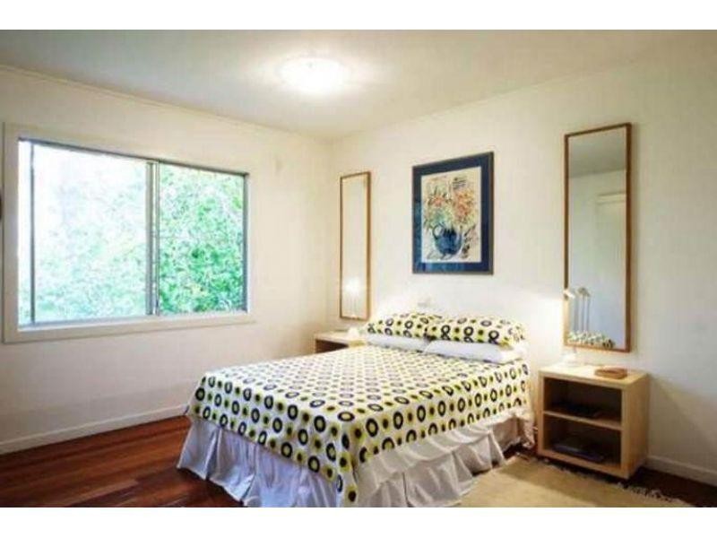 201 Jesmond Road, Indooroopilly QLD 4068