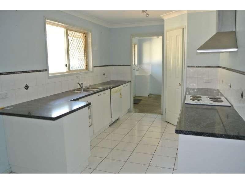 17 Rosemary Street, Bellbird Park QLD 4300