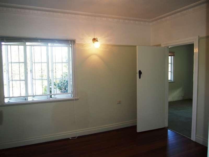 6 Mercer Avenue, Kedron QLD 4031