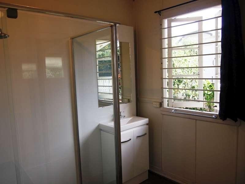 6 Mercer Avenue, Kedron QLD 4031