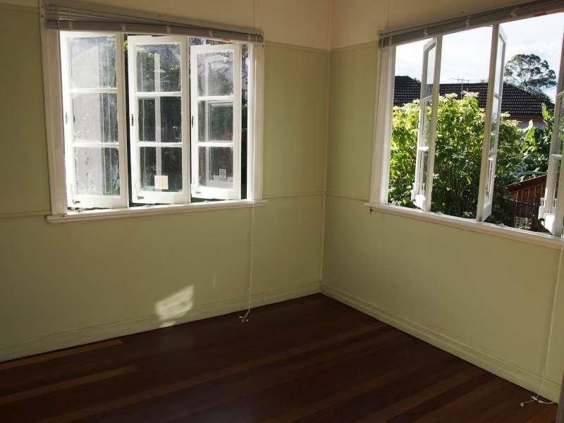 6 Mercer Avenue, Kedron QLD 4031