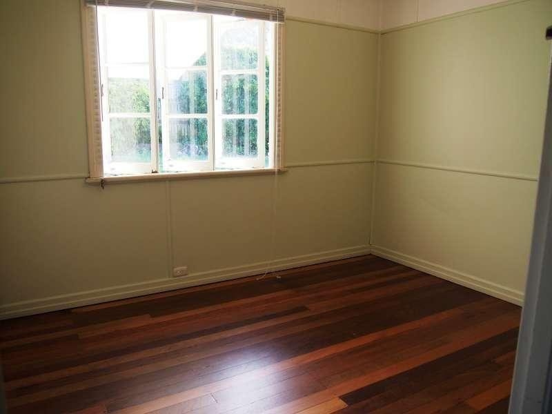 6 Mercer Avenue, Kedron QLD 4031