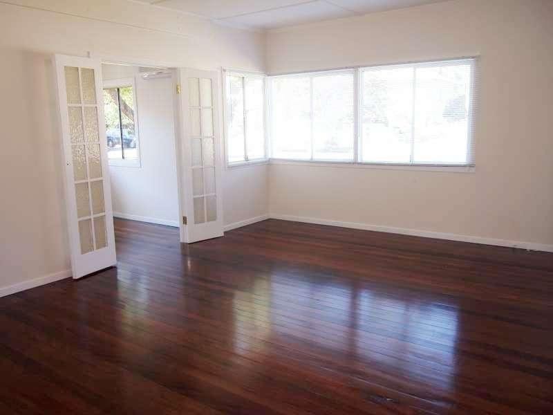 36 Mar Street, Holland Park QLD 4121