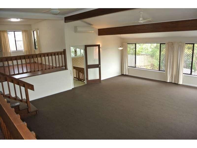 53 Cedarleigh Road, Kenmore QLD 4069