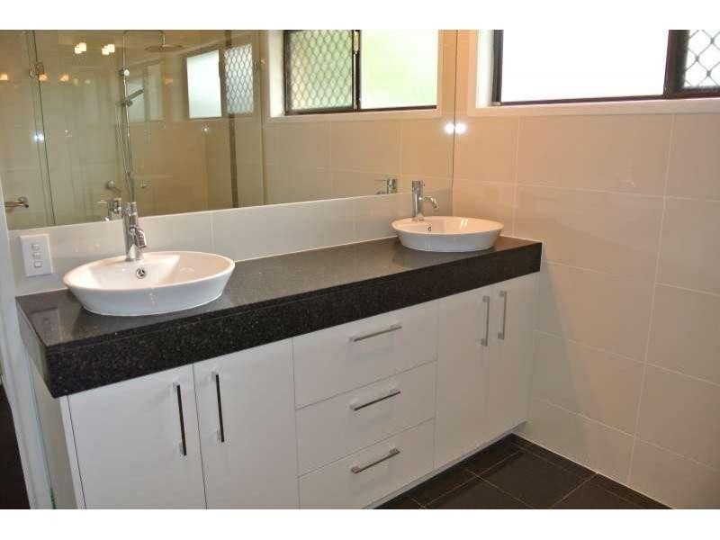 53 Cedarleigh Road, Kenmore QLD 4069