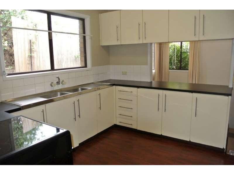 53 Cedarleigh Road, Kenmore QLD 4069