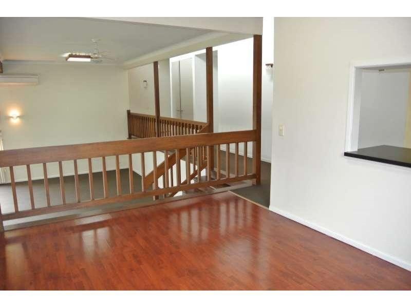 53 Cedarleigh Road, Kenmore QLD 4069