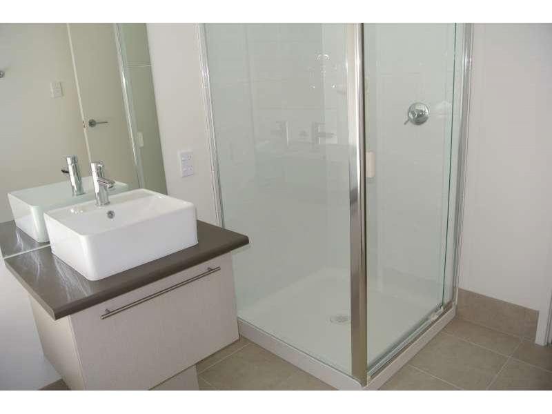 30 Cardena Drive, Augustine Heights QLD 4300