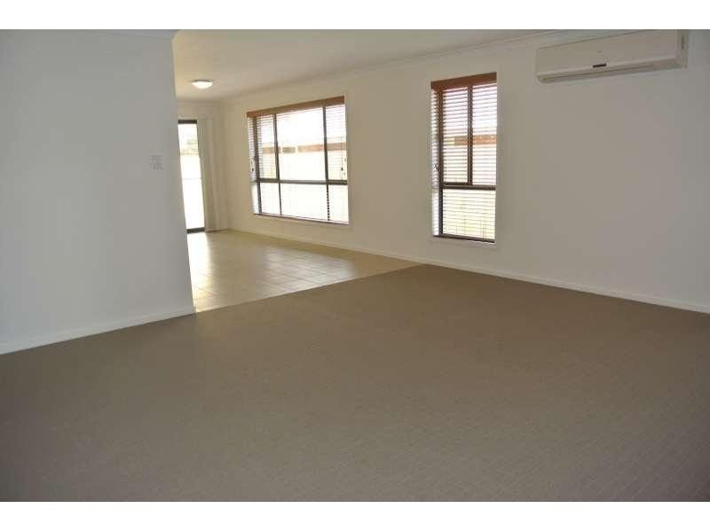 30 Cardena Drive, Augustine Heights QLD 4300