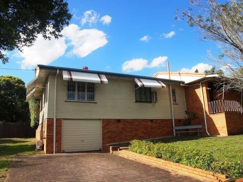 21 Centre Street, Aspley QLD 4034