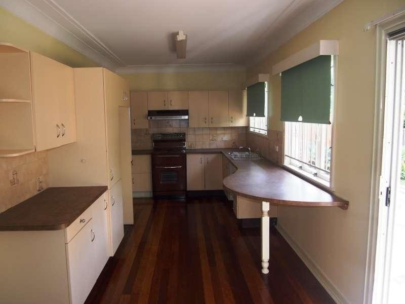 21 Centre Street, Aspley QLD 4034