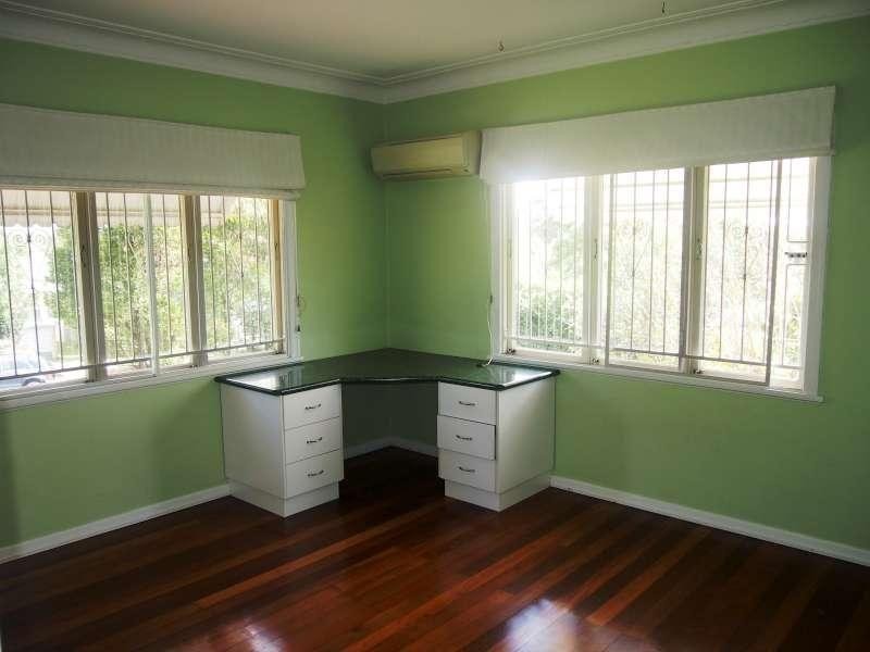 21 Centre Street, Aspley QLD 4034