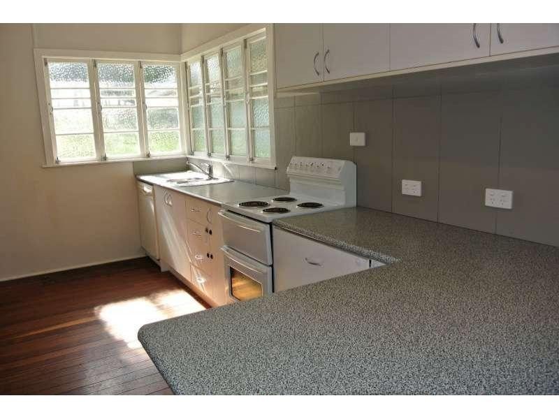 121 Pine Mountain Road, Brassall QLD 4305