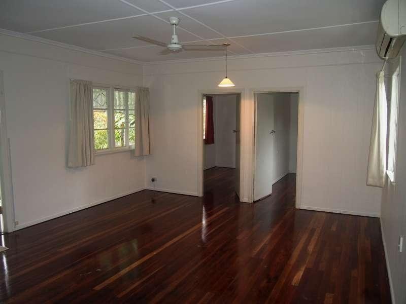 8 Ledbury Street, Aspley QLD 4034