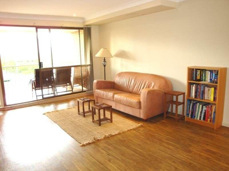 9/41-45 Lambert Street, Kangaroo Point QLD 4169