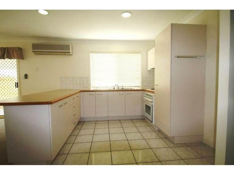 4/30 Gordon Parade, Everton Park QLD 4053