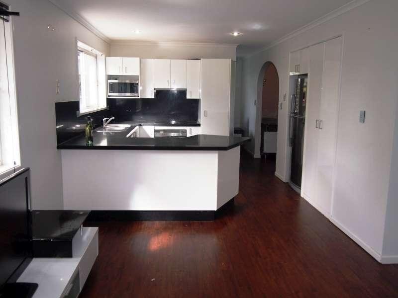 6 Nikola Street, Arana Hills QLD 4054