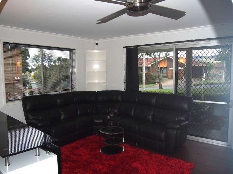 6 Nikola Street, Arana Hills QLD 4054