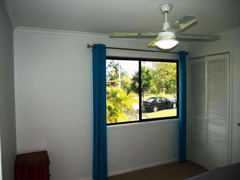 6 Nikola Street, Arana Hills QLD 4054