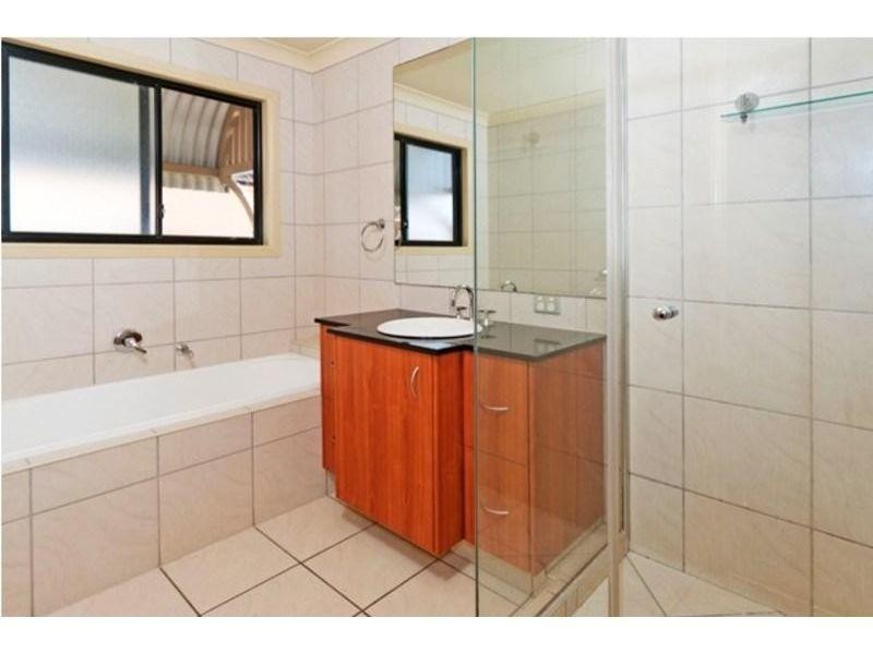 9 Paris Street, West End QLD 4101