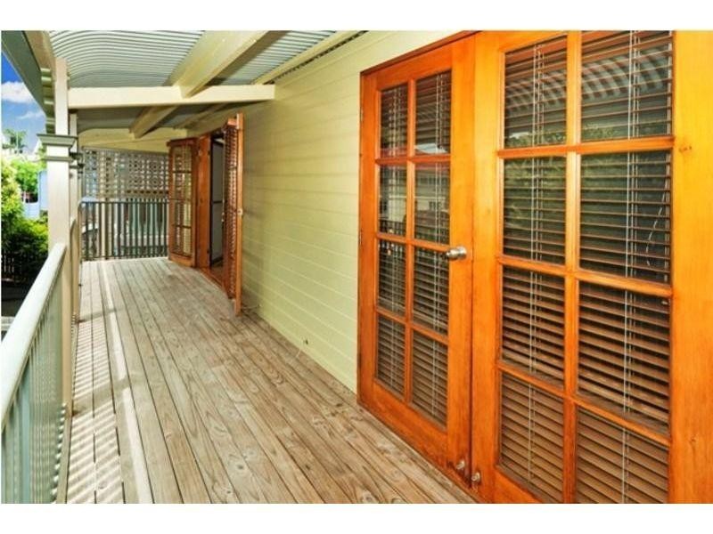 9 Paris Street, West End QLD 4101