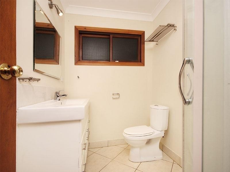 671 Moggill Road, Chapel Hill QLD 4069