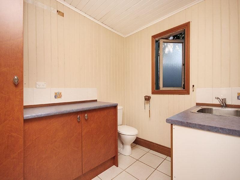 671 Moggill Road, Chapel Hill QLD 4069