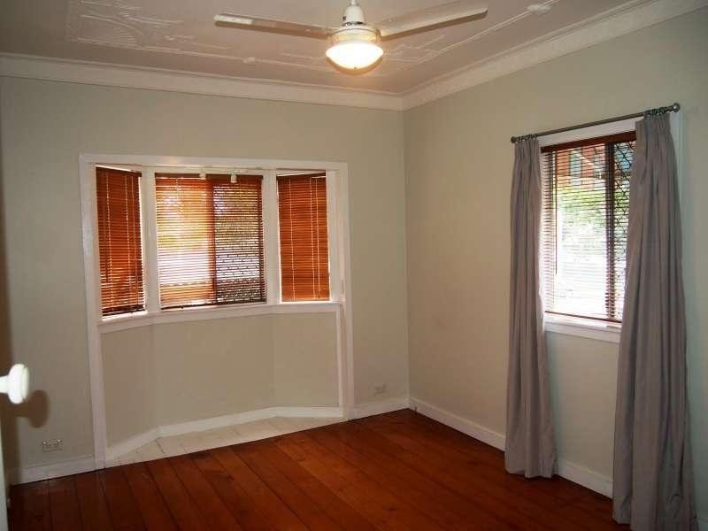 23 Ninth Avenue, Kedron QLD 4031