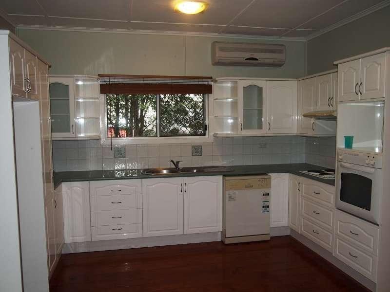 23 Ninth Avenue, Kedron QLD 4031