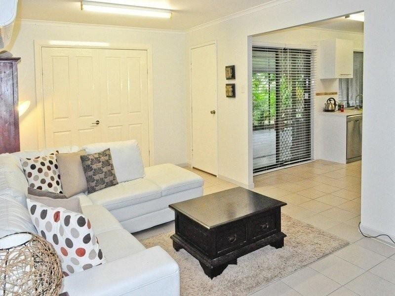 44 Cooinda Street, Eastern Heights QLD 4305