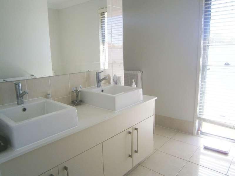 32 Everton Terrace, Everton Park QLD 4053