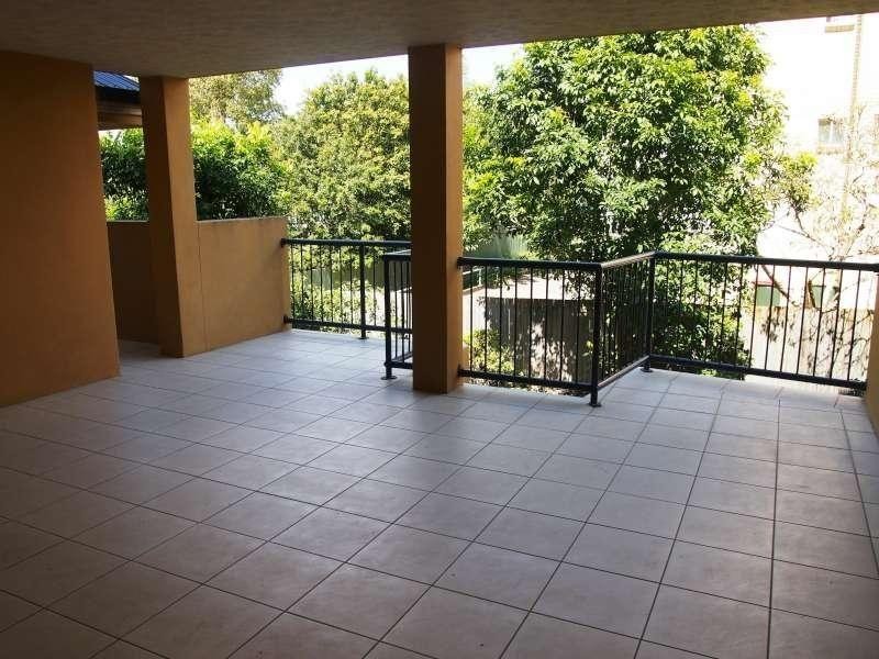 4/102 Glenalva Street, Enoggera QLD 4051