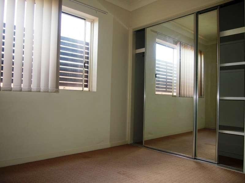 4/102 Glenalva Street, Enoggera QLD 4051