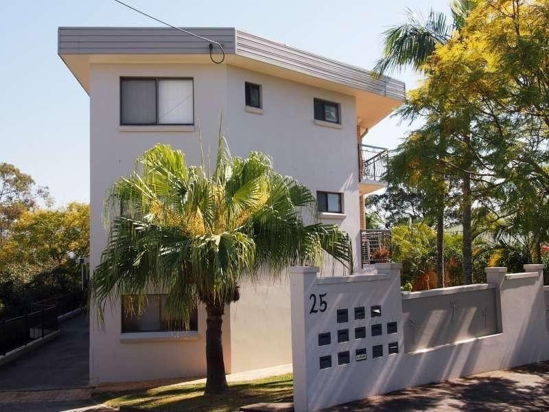 2/25 Scott Road, Herston QLD 4006