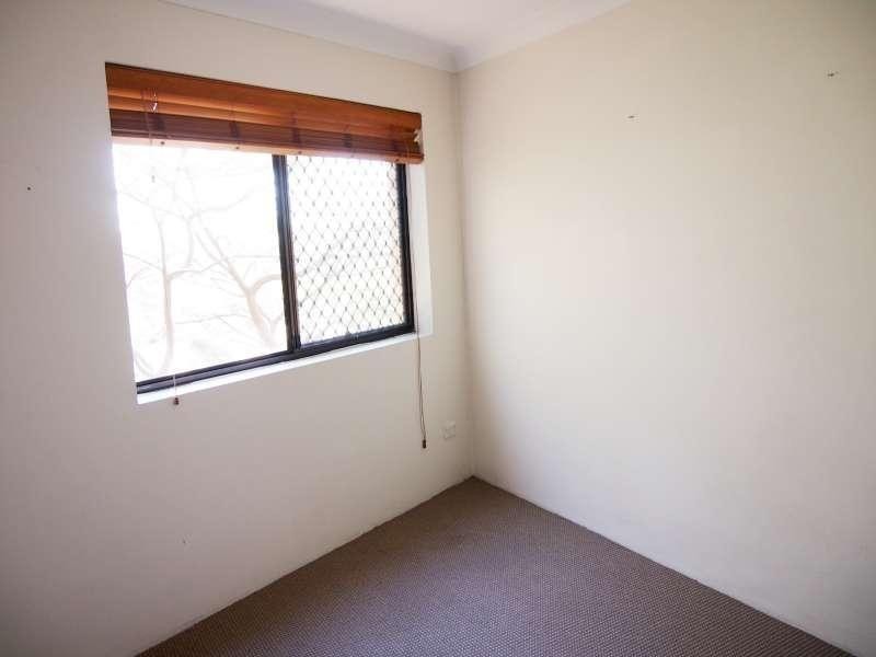 2/25 Scott Road, Herston QLD 4006