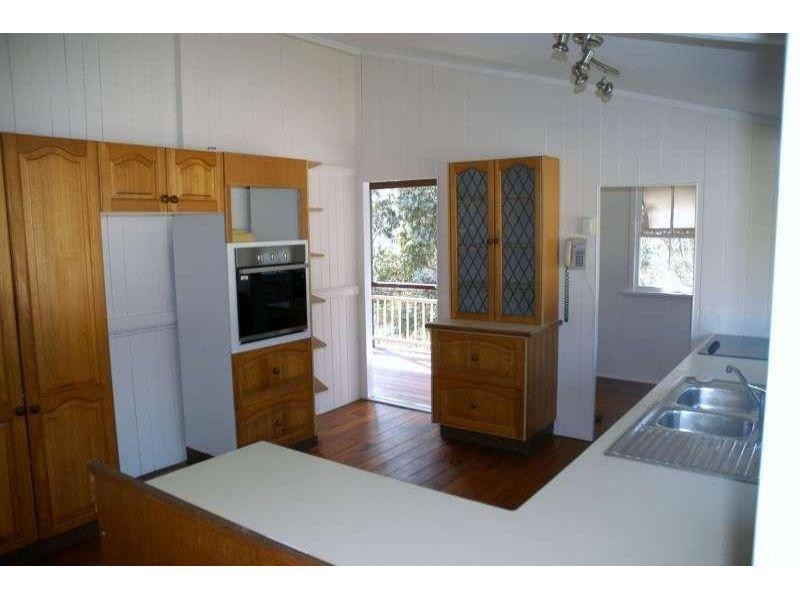 7 Thomas Street, Sadliers Crossing QLD 4305