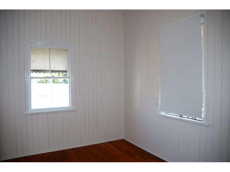 7 Thomas Street, Sadliers Crossing QLD 4305