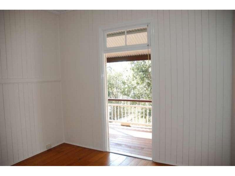 7 Thomas Street, Sadliers Crossing QLD 4305