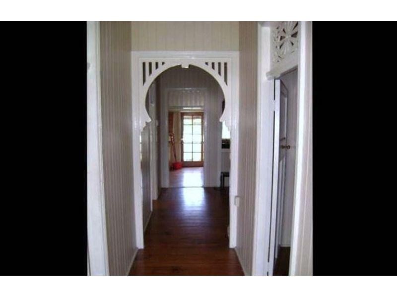 7 Thomas Street, Sadliers Crossing QLD 4305