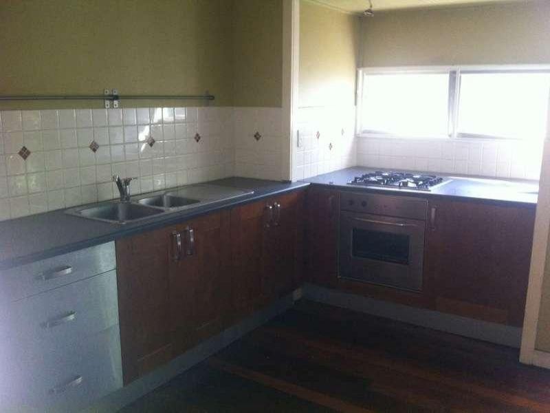 24 Twelfth Avenue, Kedron QLD 4031