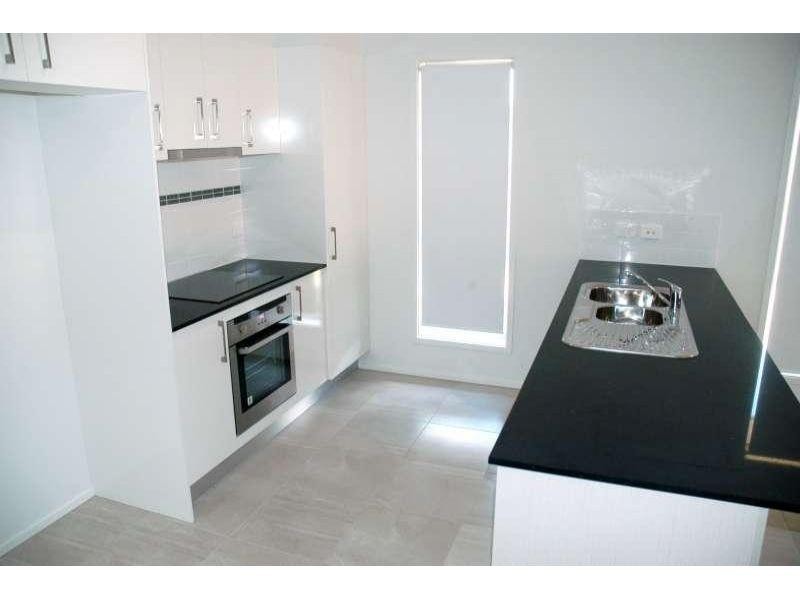 95 Whitmore Crescent, Goodna QLD 4300